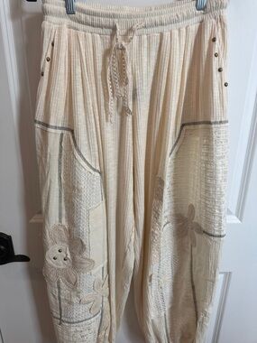 POL Boho Floral Patchwork Cream Wide-Leg Pants SZ SMALL - NEW!